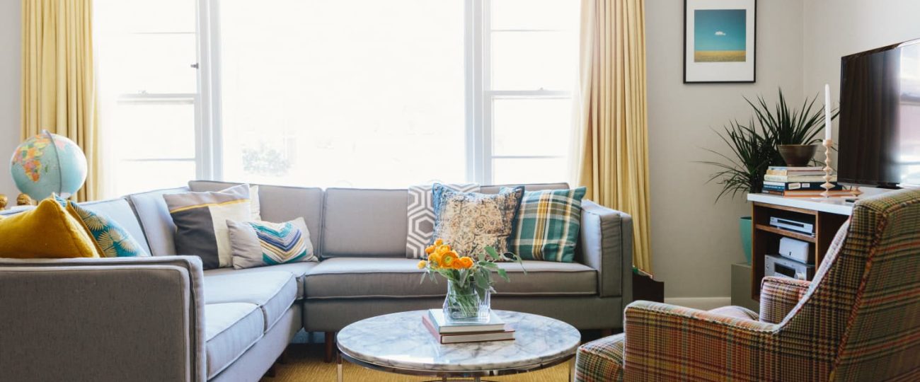 How to Clean Curtains and Drapes at Home