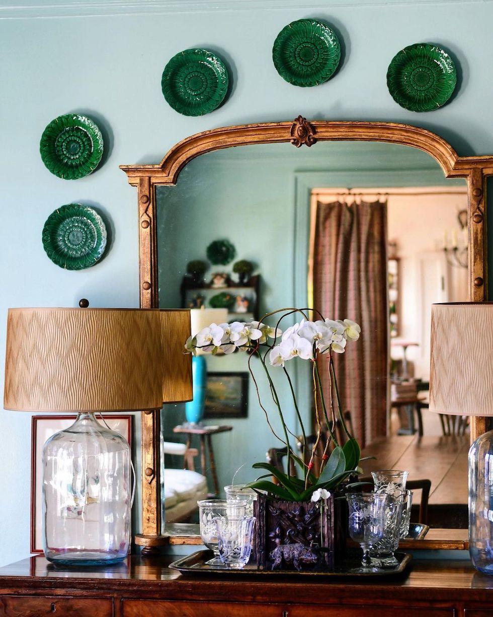 5 Pretty Rooms Decorated with Green: Sunday Strolls & Scrolls
