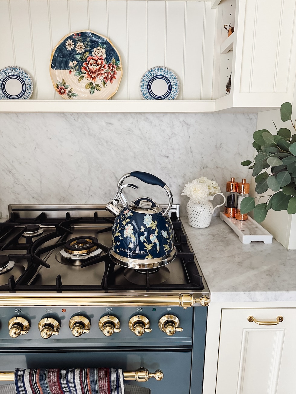 Refreshing My Home for "Almost Spring": Early Spring Decorating