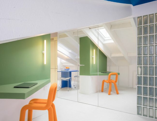 Casa Flix: A Drab Attic in Madrid Undergoes Colorful Renovation