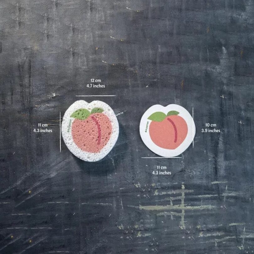 Plantish Peach Pop Up Sponge showing dimensions of a wet, expanded sponge and a dry sponge