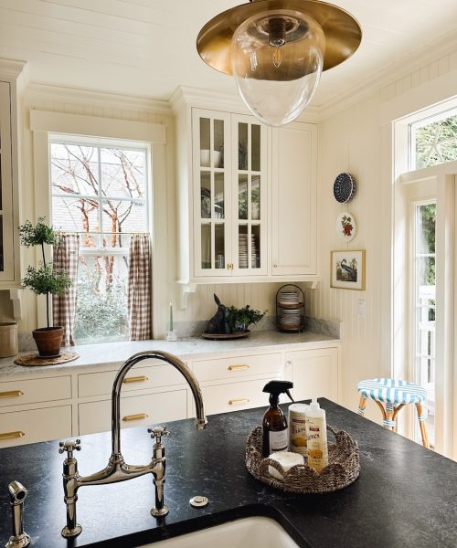 Spring Cleaning Tips, Hacks and DIY Recipes!