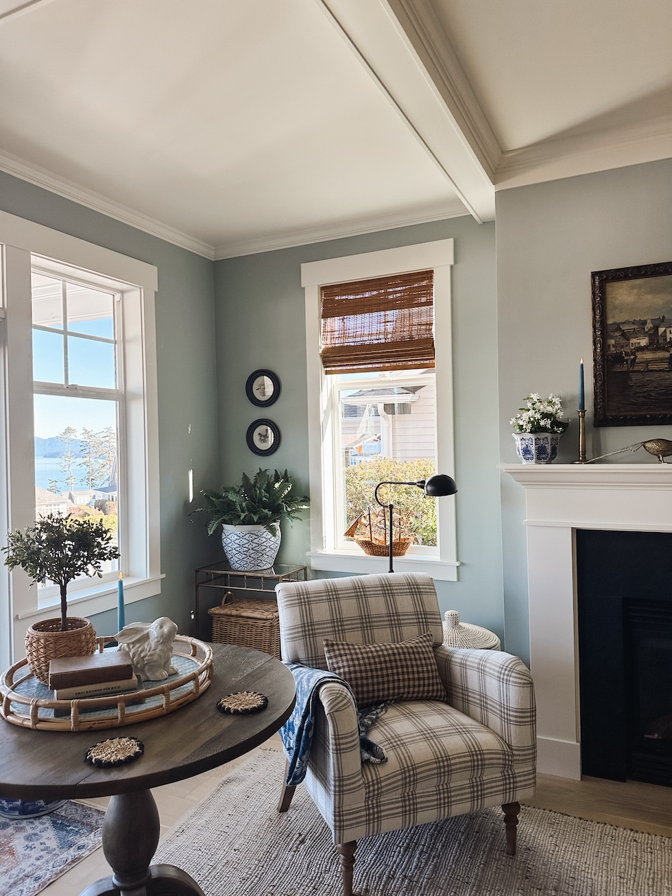 Spring Mantel Refresh + Secondhand Finds