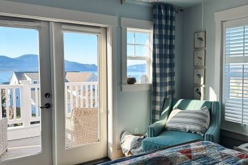 The Tale of My Dream Bed found on Facebook Marketplace (and a new light fixture!)