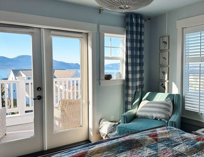 The Tale of My Dream Bed found on Facebook Marketplace (and a new light fixture!)